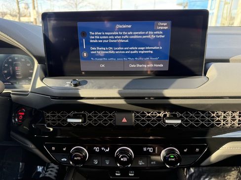 Certified 2025 Honda Accord Touring image 25