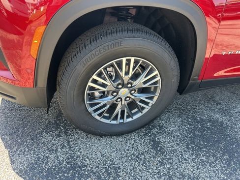New 2026 Chevrolet Traverse LT w/ Enhanced Driving Package image 10