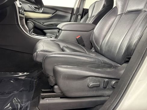 Used 2019 Subaru Ascent Limited AWD/4WD image 21