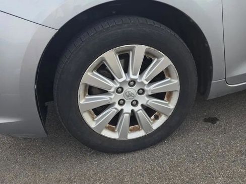 Used 2013 Toyota Sienna Limited w/ Premium Pkg AWD/4WD image 2