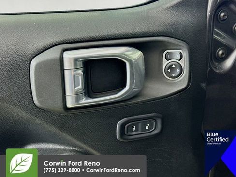 Used 2021 Jeep Gladiator Mojave w/ Trailer Tow Package image 21