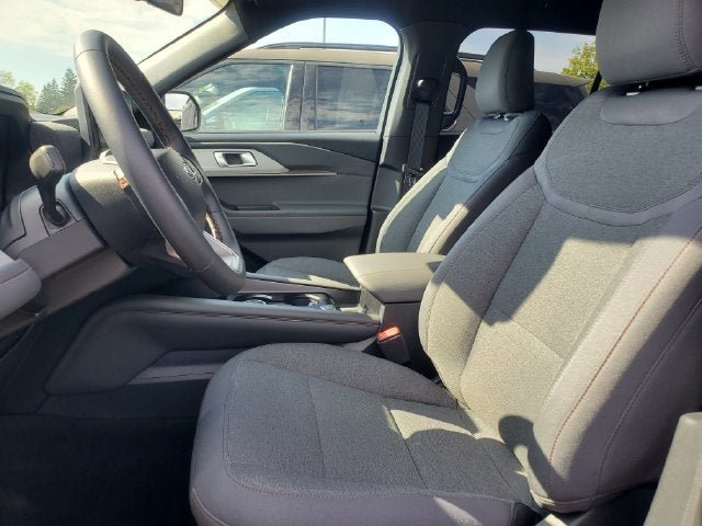 New 2027 Ford Explorer Active AWD/4WD image 5