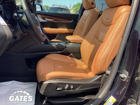 Used 2021 Cadillac XT5 Premium Luxury AWD/4WD image 15