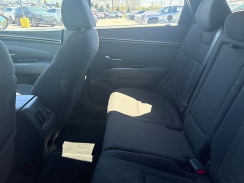 Used 2022 Hyundai Tucson SEL w/ Convenience Package image 11