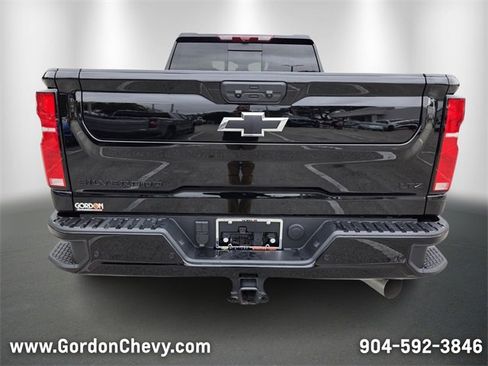 Used 2025 Chevrolet Silverado 2500 LTZ w/ Trail Boss Package image 4