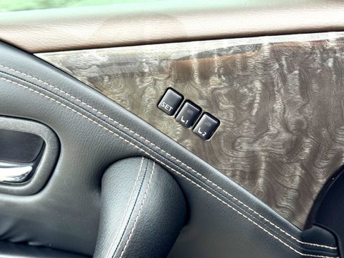 Used 2021 Nissan Armada Platinum w/ Captain's Chairs Package image 16