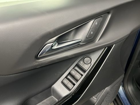 New 2026 Chevrolet Equinox LT w/ Convenience Package II image 58