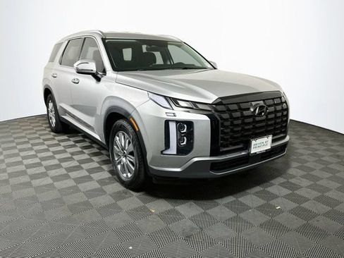Used 2024 Hyundai Palisade SEL FWD image 1