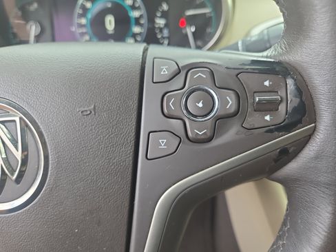 Used 2014 Buick LaCrosse Leather image 26