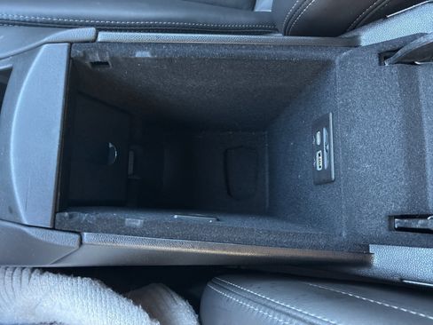 Used 2023 Cadillac XT5 Sportv w/ Technology Package image 23