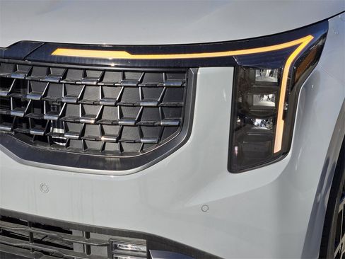 New 2026 Kia Carnival SX w/ SX Dark Edition Package image 6