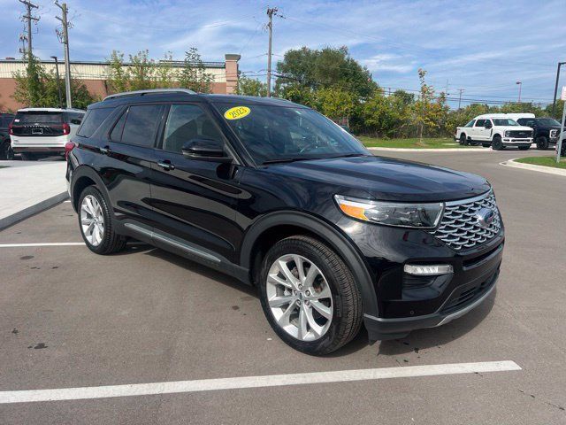 Used 2023 Ford Explorer Platinum w/ Technology Package AWD/4WD image 3