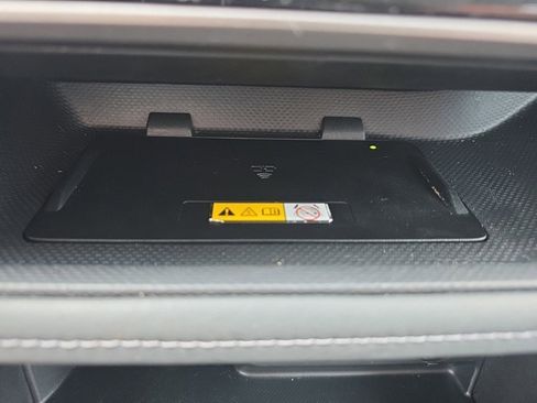 Used 2024 Toyota Highlander XLE image 29