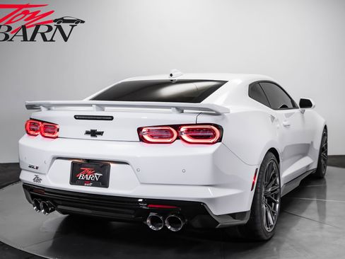 Used 2020 Chevrolet Camaro ZL1 RWD image 14