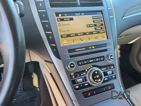 Used 2017 Lincoln MKZ Select w/ Select Plus Package image 32