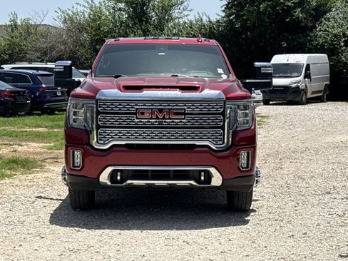 Used 2022 GMC Sierra 3500 Denali w/ Denali Ultimate Package AWD/4WD image 2