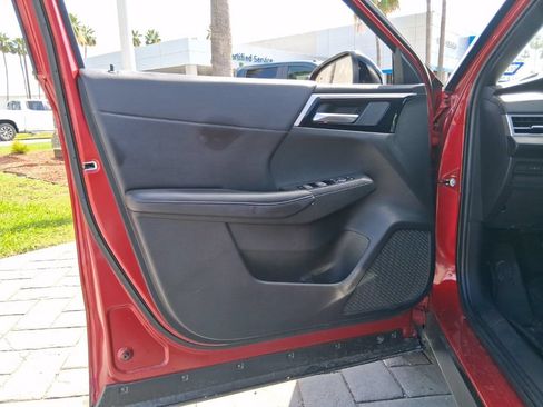 Used 2024 Mitsubishi Outlander SE FWD image 14