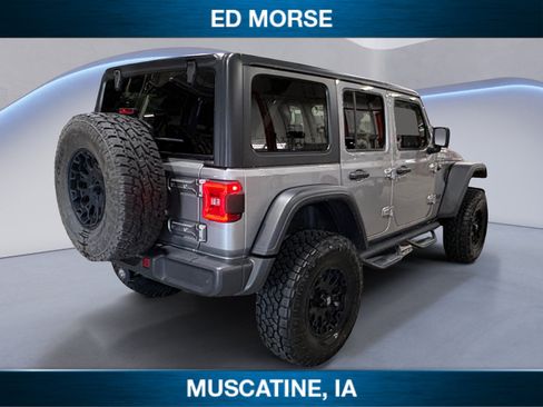 Used 2019 Jeep Wrangler Unlimited Rubicon AWD/4WD image 5
