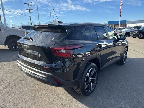 New 2026 Chevrolet Trax RS image 5