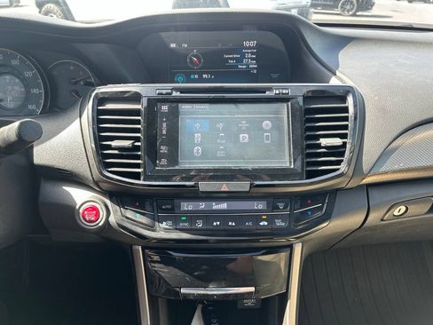 Used 2017 Honda Accord EX-L image 27