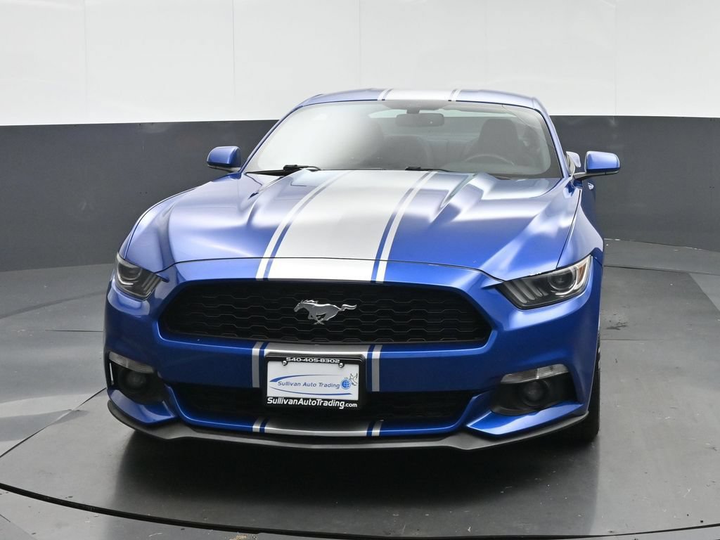 Used 2017 Ford Mustang Coupe RWD image 2