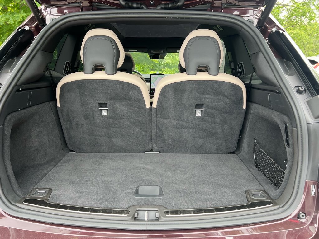 Certified 2025 Volvo EX90 Ultra AWD/4WD image 28