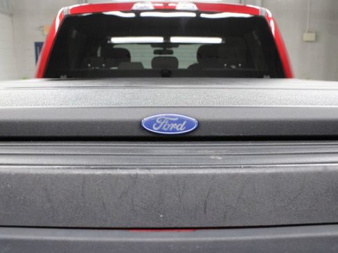 Used 2019 Ford F150 XLT w/ Equipment Group 302A Luxury AWD/4WD image 38