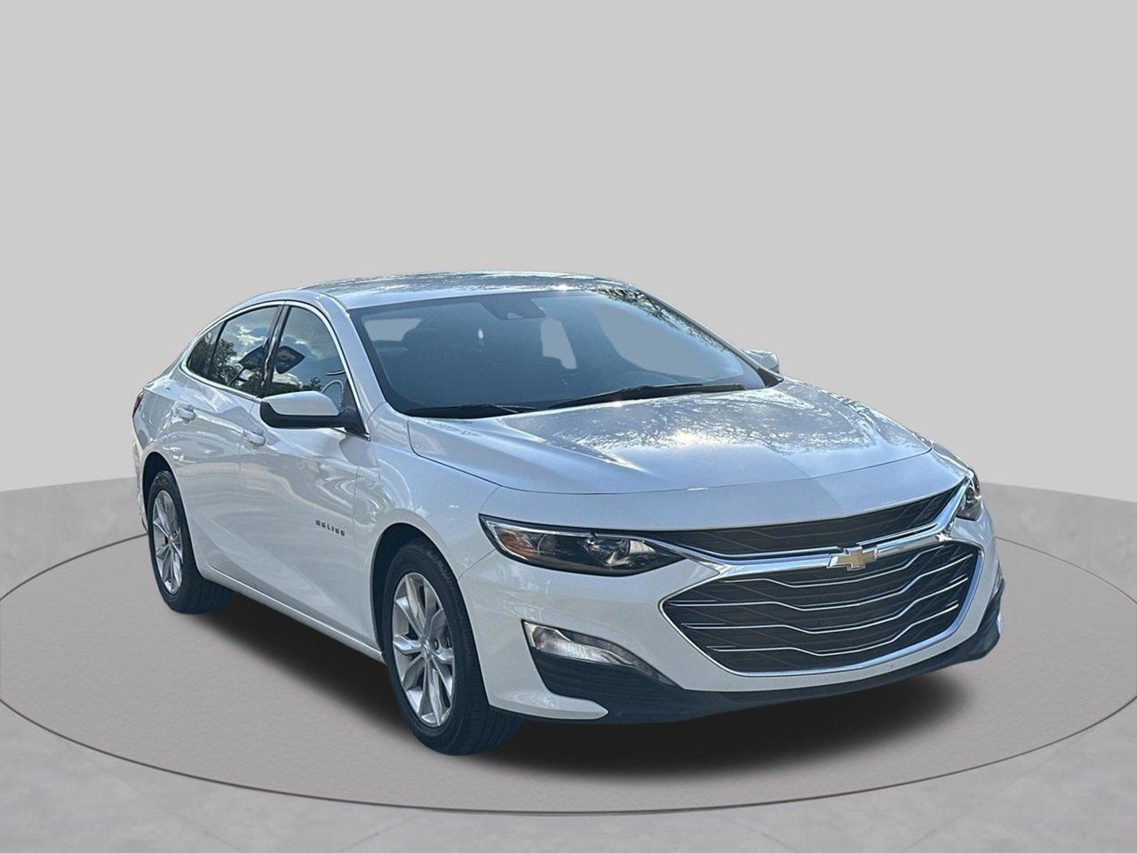 Used 2025 Chevrolet Malibu LT FWD image 7