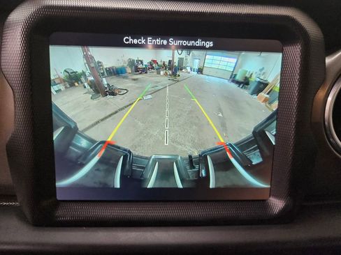 Used 2019 Jeep Wrangler Unlimited Rubicon AWD/4WD image 22