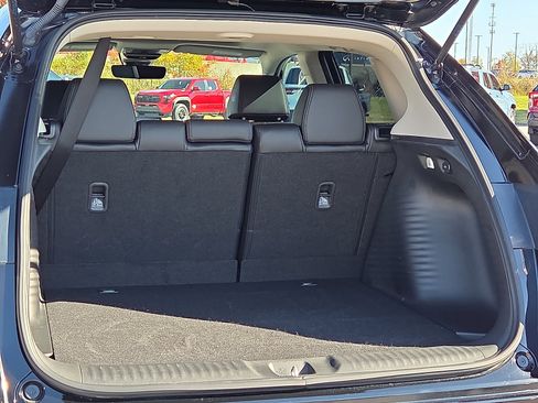 Used 2025 Honda HR-V EX-L image 9