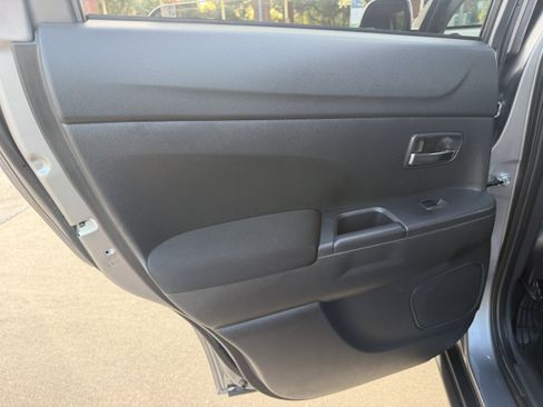 Used 2021 Mitsubishi Outlander Sport ES AWD/4WD image 15