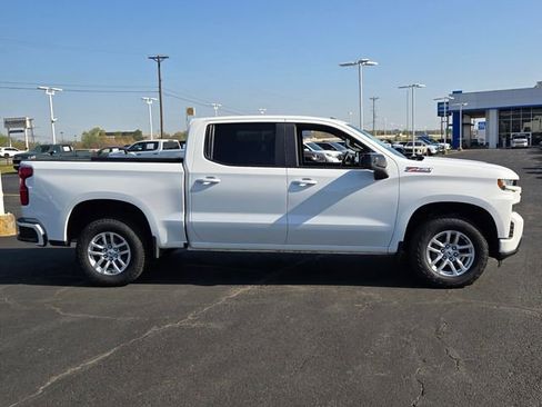 Used 2022 Chevrolet Silverado 1500 RST image 2