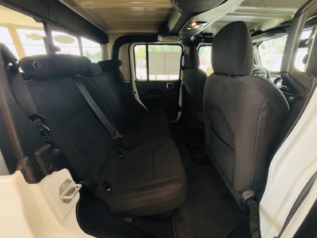 Used 2023 Jeep Gladiator Sport AWD/4WD image 36