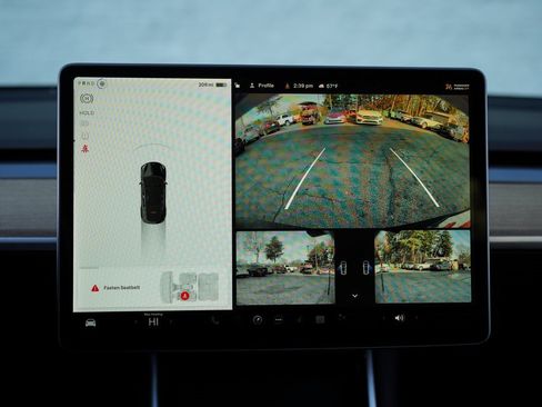 Used 2021 Tesla Model Y Long Range image 25