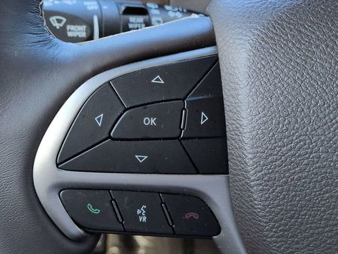 Used 2021 Jeep Grand Cherokee Overland w/ Trailer Tow Group IV image 25