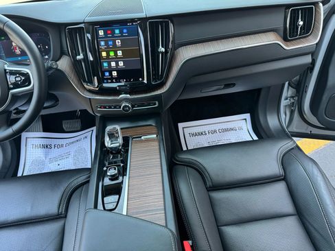 Used 2023 Volvo XC60 B5 Ultimate w/ Climate Package image 18