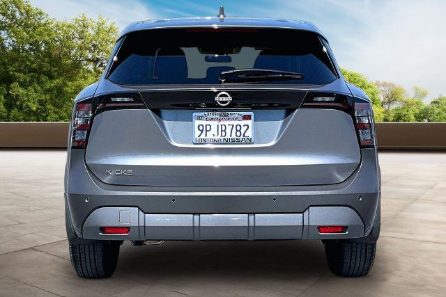 Certified 2025 Nissan Kicks SV FWD image 5
