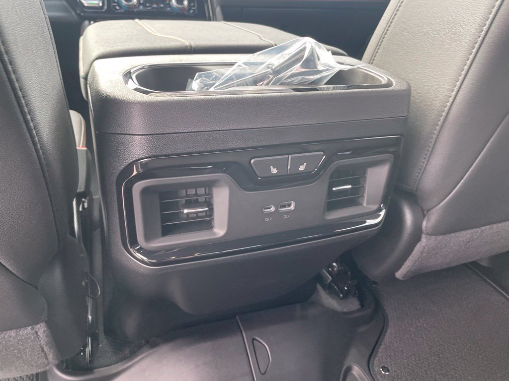 New 2026 GMC Sierra 1500 AT4 w/ AT4 Premium Package AWD/4WD image 27