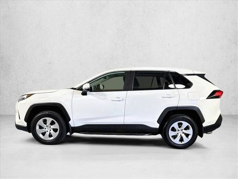 Used 2023 Toyota RAV4 LE FWD image 8