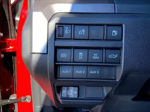 New 2025 Toyota Tacoma TRD Off-Road image 20