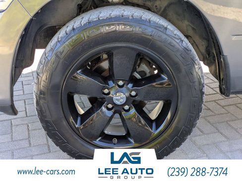 Used 2013 RAM 1500 Express image 9