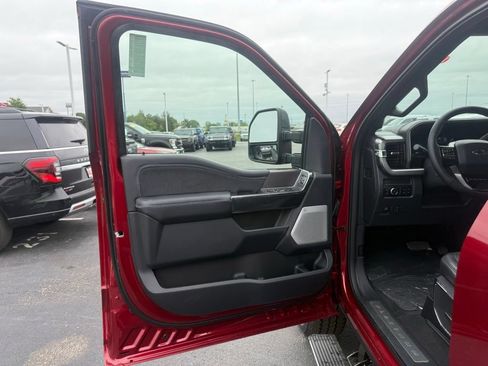 New 2026 Ford F250 Platinum AWD/4WD image 15