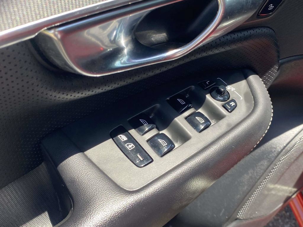 Used 2019 Volvo XC90 T6 R-Design w/ Advanced Package AWD/4WD image 20