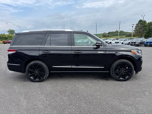 Used 2023 Lincoln Navigator Reserve w/ Equipment Group 201A AWD/4WD image 6