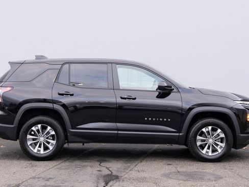 New 2026 Chevrolet Equinox LT image 25