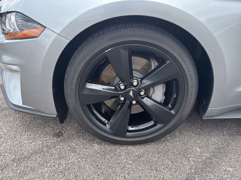 Used 2022 Ford Mustang GT Premium w/ Equipment Group 401A RWD image 10