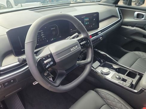 New 2026 Kia Sorento SX Prestige AWD/4WD image 24