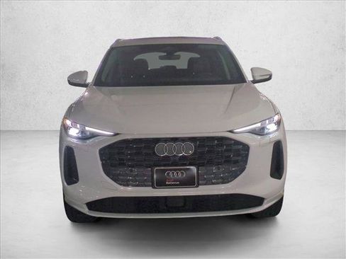 Certified 2025 Audi Q5 Premium Plus w/ Premium Plus image 2