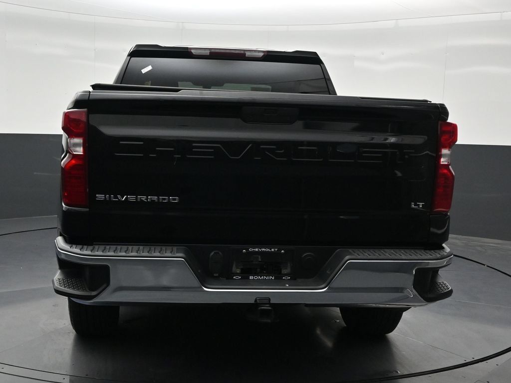 Used 2022 Chevrolet Silverado 1500 LT RWD image 4
