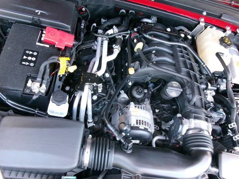 Used 2021 Jeep Wrangler Sport AWD/4WD image 45